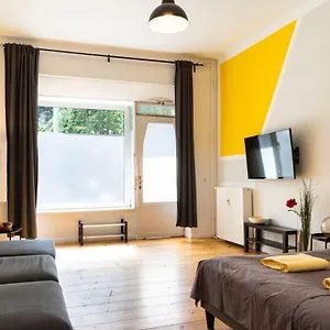Apartment Cosy And Stylish In Neukolln
