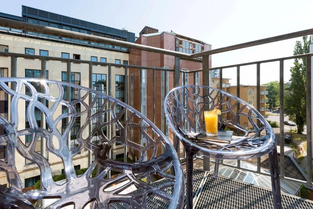 Scandic Berlin Kurfuerstendamm 4*,