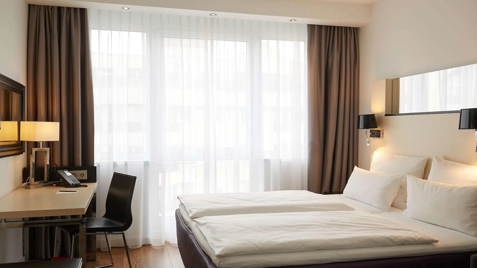 **** Hotel Scandic Berlin Kurfuerstendamm Alemanha
