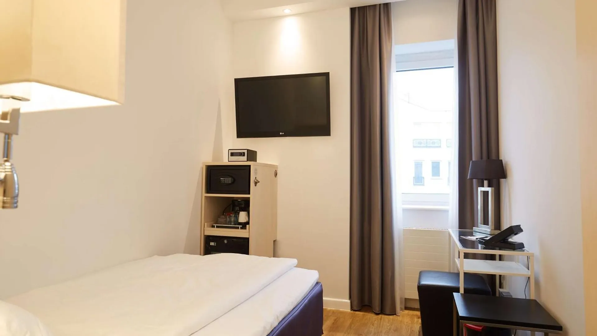 Scandic Berlin Kurfuerstendamm Hotell