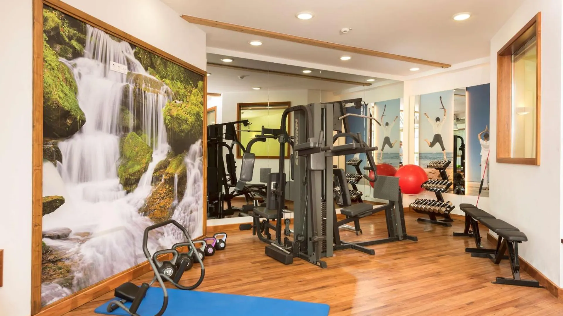 Hotell Scandic Berlin Kurfuerstendamm